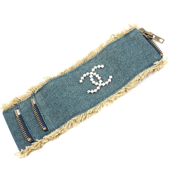 CHANEL 01P ADJUSTABLE DENIM CUFF BRACELET AURORA CRYSTAL CC w/COA Full I… - Picture 5 of 11